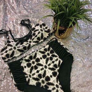 ❤️REVERSIBLE TINIBIKINI FOREST GREEN